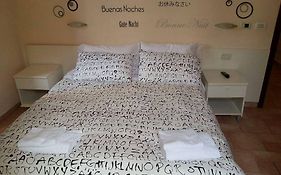 Bubbles Rooms Roma